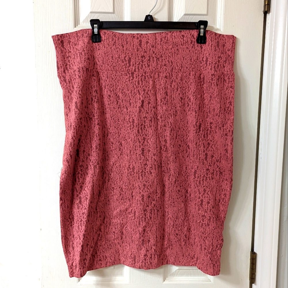 LuLaRoe Cassie pencil skirt